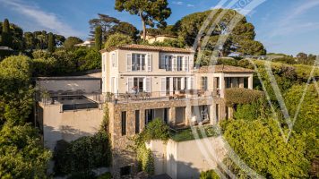 6-bedroom villa Cap D’Antibes panoramic sea view