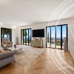 Renovated property with swimming pool and outbuilding – Gallery 6