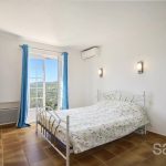Villa with uninterrupted views of the hills – Gallery 9
