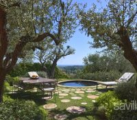 A superb refurbished villa with sea views