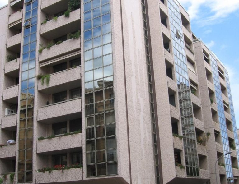 Located on the first floor of a modern residence i..