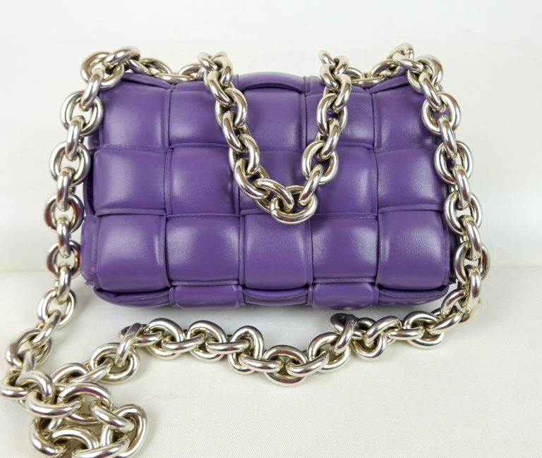 Bottega Veneta – Lilac Lambskin Handbag with Intre..