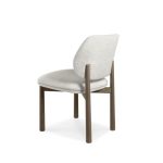 ELANTA_Chaise_24RB2_PersDos_F169.jpeg