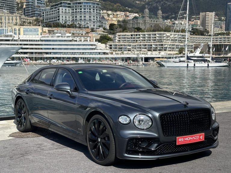BENTLEY FLYING SPUR MULLINER 6.0 W12 635CH
Price: ..