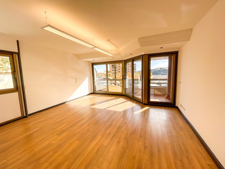 SOLEIL D’OR – MIXED USE APARTMENTPrice: €5,900,00..
