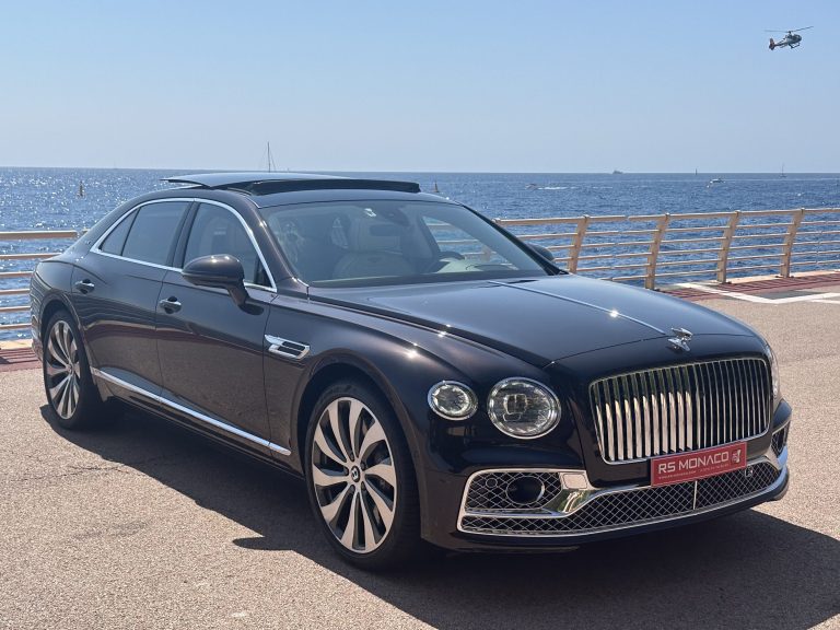 BENTLEY FLYING SPUR V8 4.0 550 BVAPrice: €169,990..