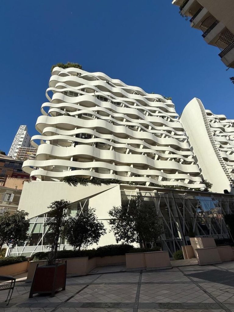 For Rent – Stylish One-Bedroom Duplex with Balcony..