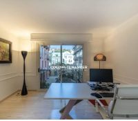 FOR SALE – Prestigious Studio in Golden Square, Mo..