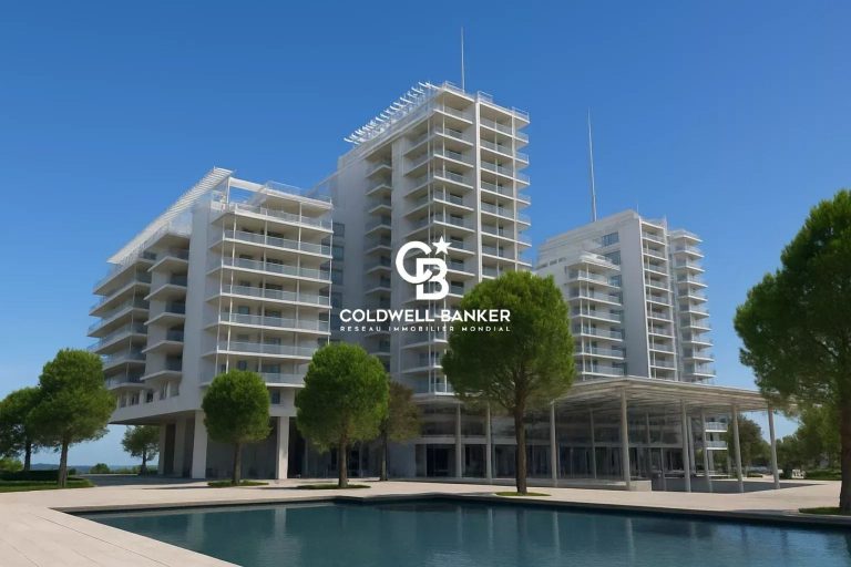 FOR SALE – Prestige Apartment in Mareterra’s “Renz..