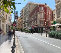 FOR SALE – COMMERCIAL PREMISES ON BOULEVARD DES MO..