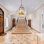 Palladian Villa with Sea View and Overlooking Saint-Tropez – Gallery 5
