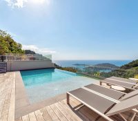 Magnificent modern villa perched on the heights of Villefranche-sur-Mer