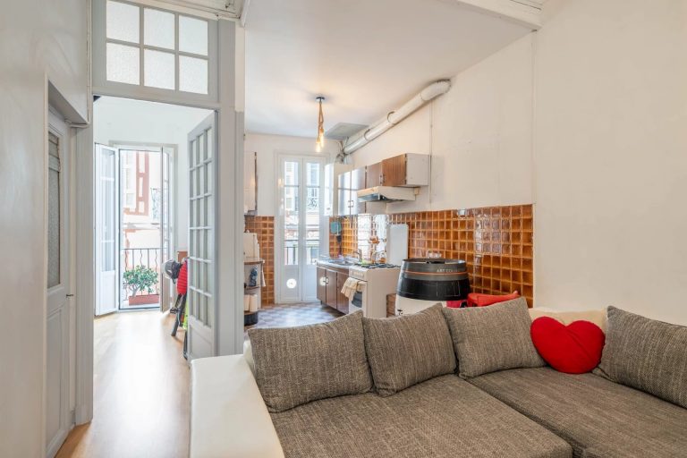 For Sale – MONACO-VILLE – 3-Room Apartment to Reno..