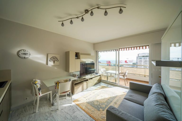 For Sale – LIGURES, Jardin Exotique – Renovated St..