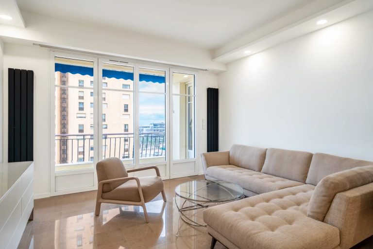 For Sale – GREAT BRITAIN, Monte-Carlo – Renovated ..