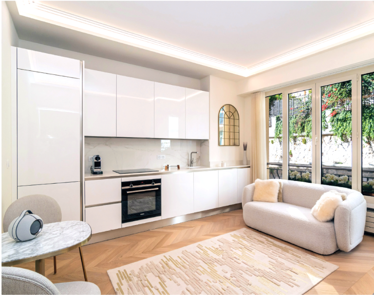 FOR SALE – Renovated 2-Room Apartment Near Larvott..