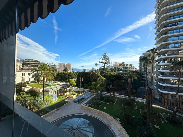 FOR SALE – Charming 2-Room Apartment Near the Casi..