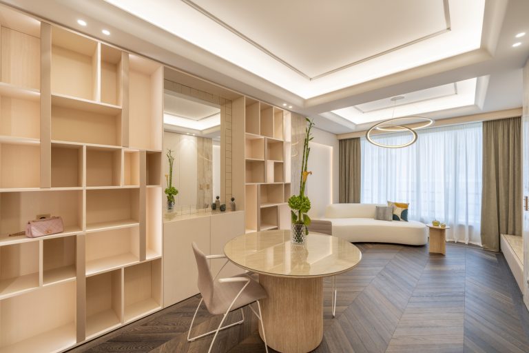 FOR SALE – Renovated 2-Room Apartment in the Heart..