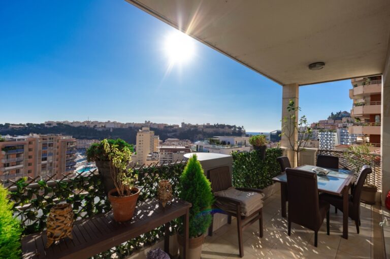 FOR SALE – 3-Room Apartment with Port Views
Locati..