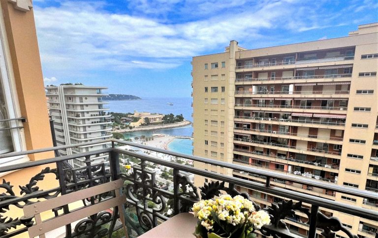 FOR SALE – Master 5-Room Apartment Near Larvotto B..