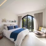 A superb refurbished villa with sea views – Gallery 9