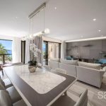 Luxurious three to four bedroom apartment with sea view on la Croisette – Gallery 1