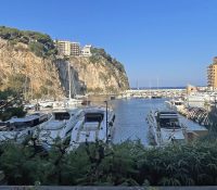 SPLENDID APARTMENT ON THE PORT OF FONTVIEILLE