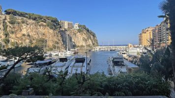 SPLENDID APARTMENT ON THE PORT OF FONTVIEILLE
Pric..