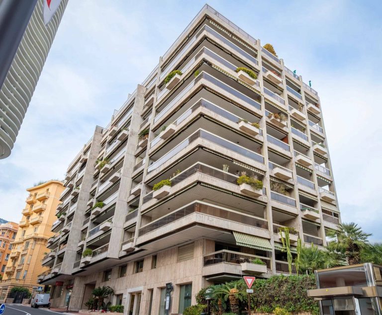 Grande Cave for Rent – Les Oliviers, MoneghettiRe..