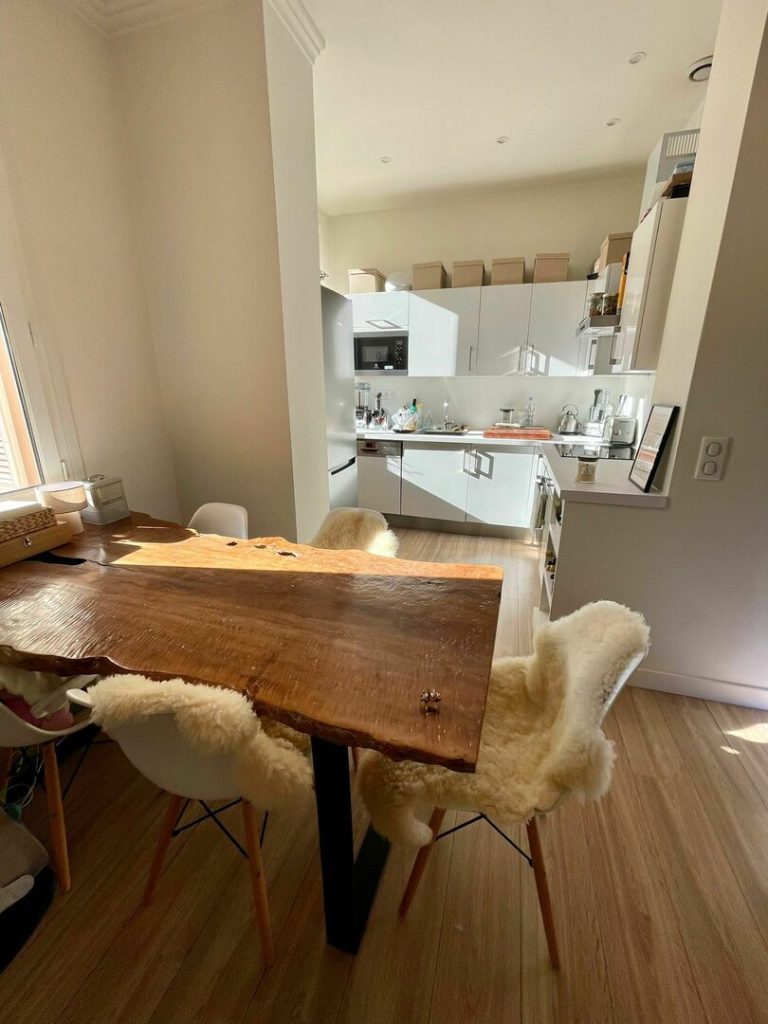 FOR SALE – 4-Room Apartment near Larvotto Beach
Pr..