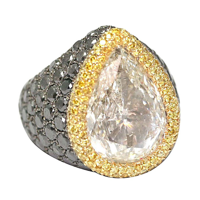 De Grisogono Diamond Ring – 10.85 Carat Pear-Cut w..