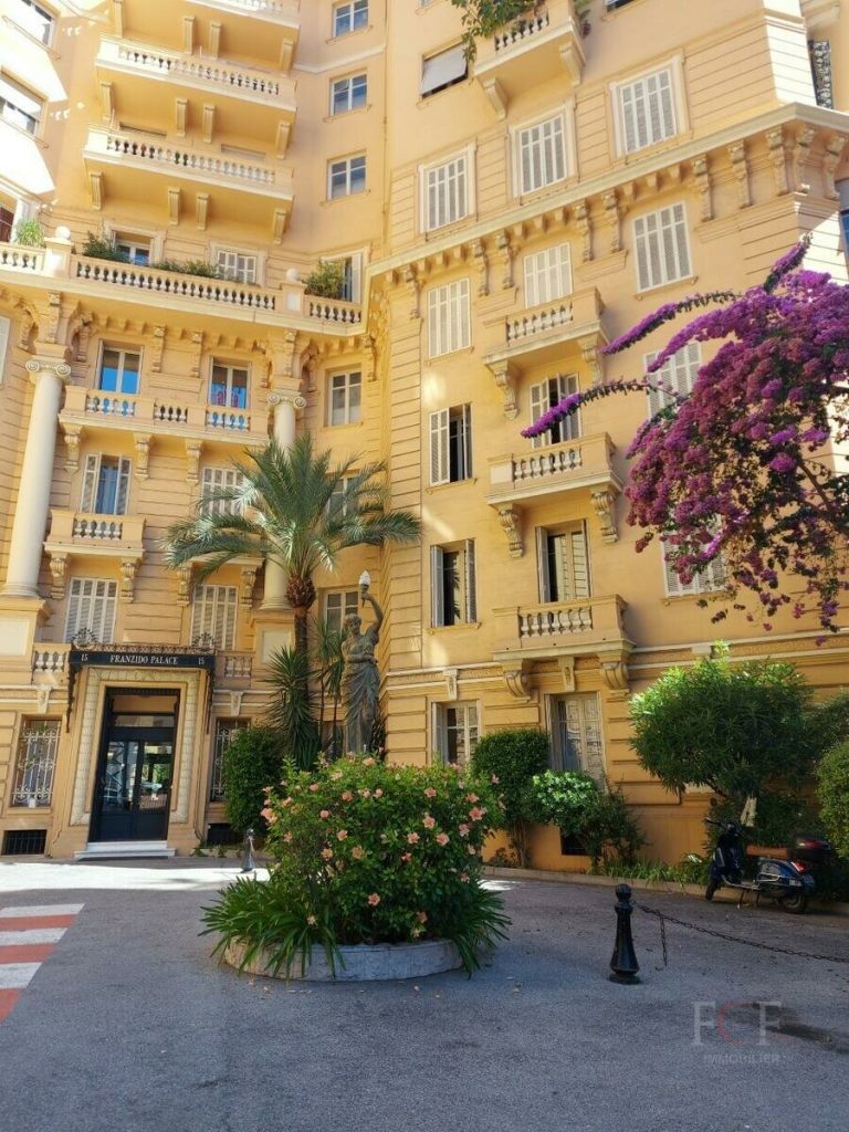 For Sale – 4-Room Bourgeois Apartment | Franzido P..