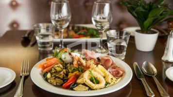 RESTAURANT BUSINESS FOR SALE – MONTE-CARLO
Price: ..