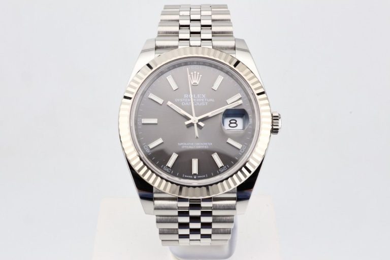 Rolex Datejust 41 – Grey Dial – 126334 (2021)
€11,..