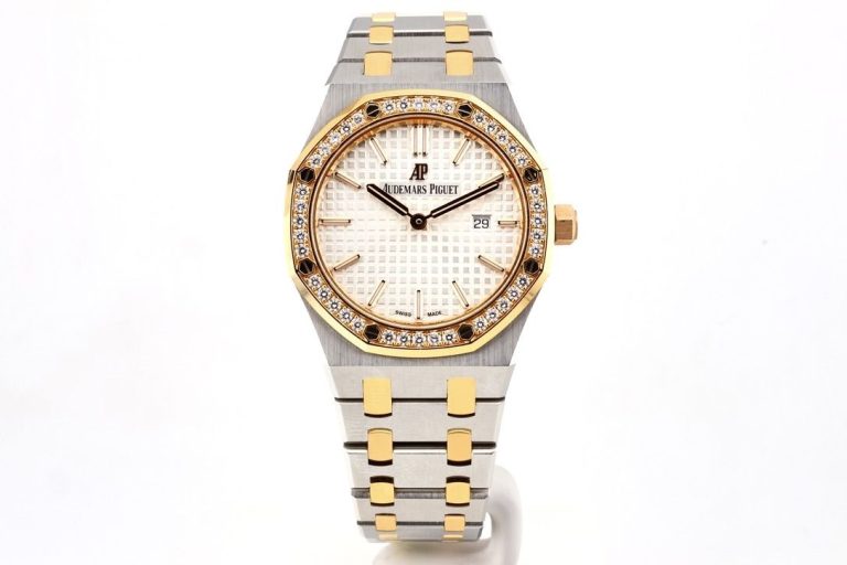 Audemars Piguet Royal Oak – 33mm Steel & Rose Gold..