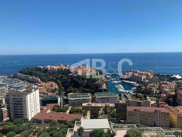 FOR SALE – EXCEPTIONAL 5-ROOM APARTMENT WITH SEA V..