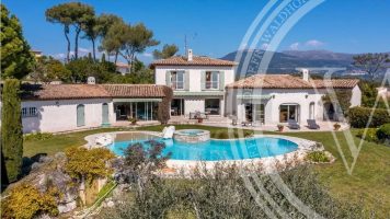 Breathtaking Provençal Villa with Sea View and Pool in an Ultra Quiet Neighbourhood of Roquefort-les-Pins