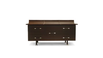 Vanity Dresser by Luigi Gorgoni

4,130 €
L. 160 × ..