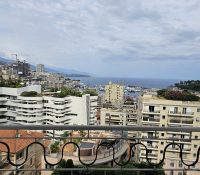 Beautiful Apartment for Rent – Condamine
Monthly R..