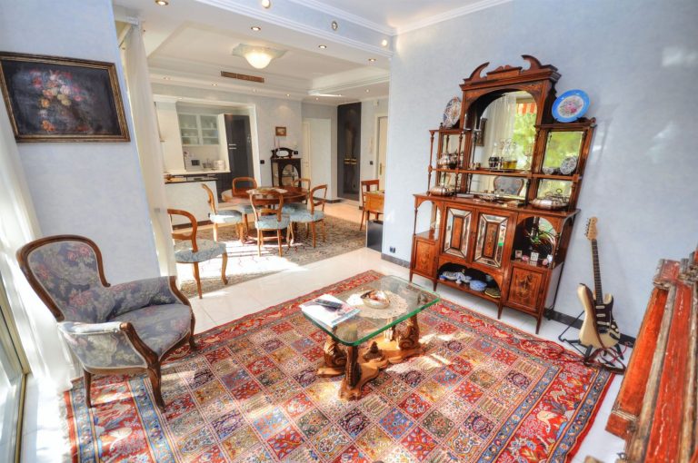 For Sale – Spacious Apartment with Terrace Near La..