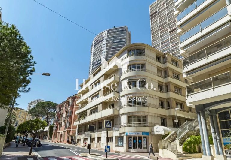 For Sale – Le Margaret, Saint Roman: 3-Room Apartm..