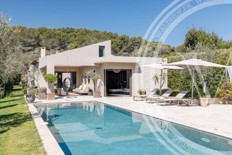 Contemporary villa Mougins