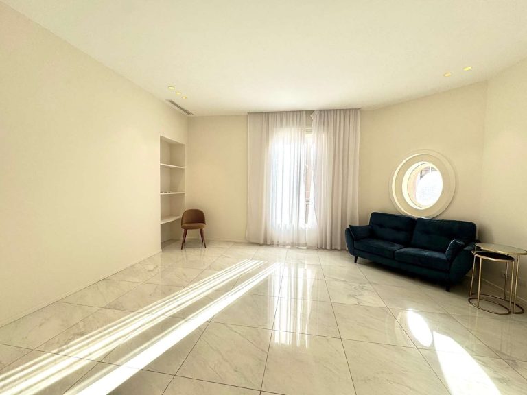 FOR RENT – Le Domes, Monte-Carlo
Charming Renovate..