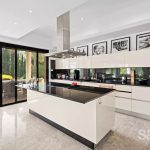 Signature villa in a lush green setting – Gallery 7