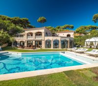 Antibes – Luxurious Waterfront EstateRef.: 1949L..