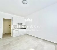 FOR SALE – Studio at Château Périgord IILocation:..