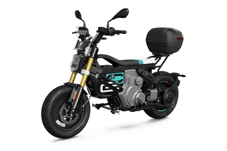 BMW CE 02 AM – Cosmic Black 2 – Highline Pack

Pri..