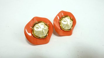 Chanel Pink and Pearly Earrings: A Touch of Softne..