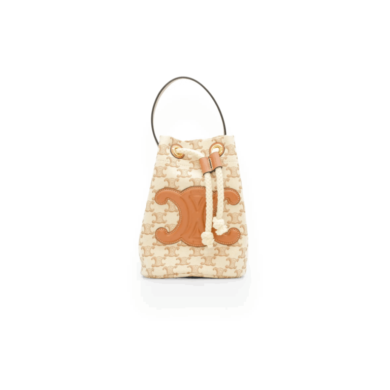 Celine Bucket Bag

Price: €880
Triomphe Canvas Cal..