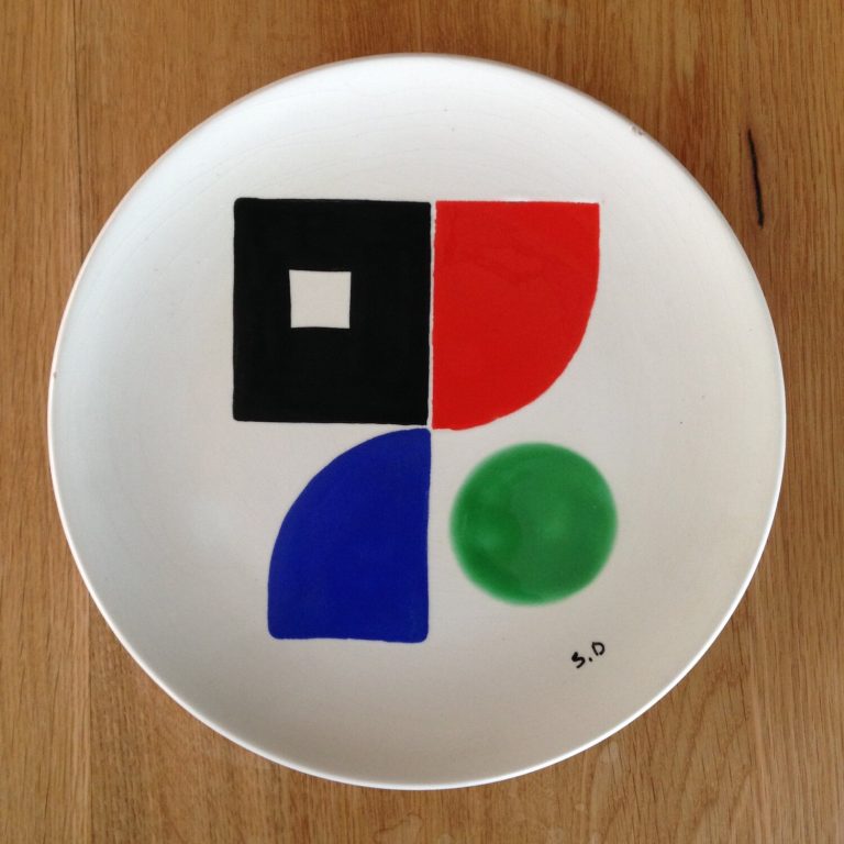 SONIA DELAUNAY – Limited Edition Ceramic Dish

€2,..